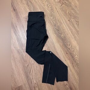Lululemon- fast and free leggings